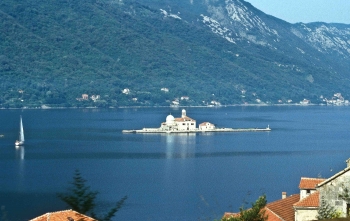 MONTENEGRO, Our Lady Rock, Bucht und Region von Kotor, Weltkulturerbe der UNESCO